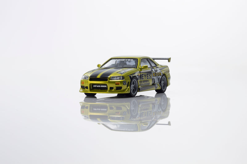 Load image into Gallery viewer, NISSAN SKYLINE GT-R (R34) MOONEYES 1 WITH LED 2026 + MOTN LED BASE SYSTEM BLACK 2025 KYOSHO 1:64
