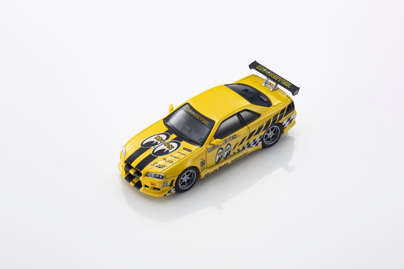 Load image into Gallery viewer, NISSAN SKYLINE GT-R (R34) MOONEYES 2 WITH LED 2026  + MOTN LED BASE SYSTEM BLACK 2025 KYOSHO 1:64
