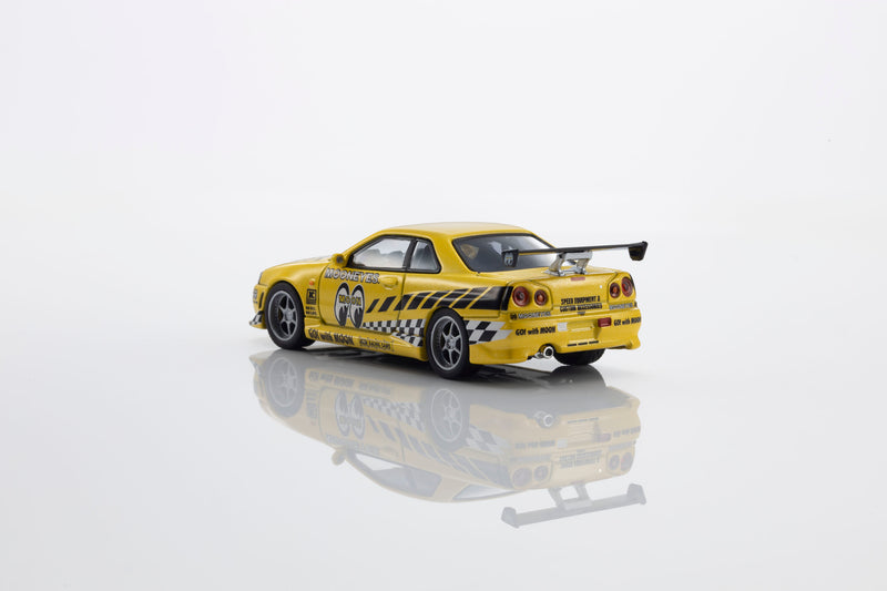 Load image into Gallery viewer, NISSAN SKYLINE GT-R (R34) MOONEYES 2 WITH LED 2026  + MOTN LED BASE SYSTEM BLACK 2025 KYOSHO 1:64
