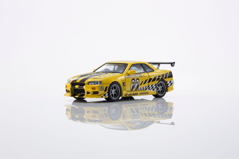 Load image into Gallery viewer, NISSAN SKYLINE GT-R (R34) MOONEYES 2 WITH LED 2026  + MOTN LED BASE SYSTEM BLACK 2025 KYOSHO 1:64
