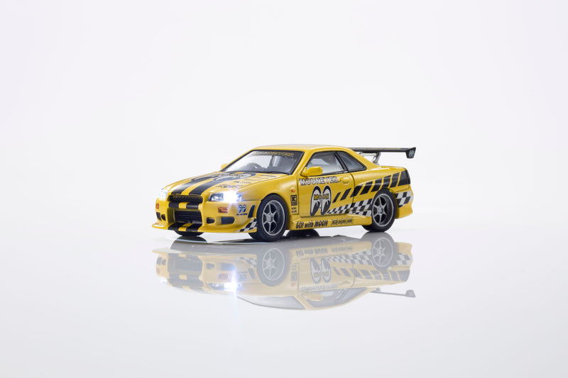 Load image into Gallery viewer, NISSAN SKYLINE GT-R (R34) MOONEYES 2 WITH LED 2026  + MOTN LED BASE SYSTEM BLACK 2025 KYOSHO 1:64

