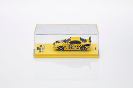 NISSAN SKYLINE GT-R (R34) MOONEYES 2 WITH LED 2026  + MOTN LED BASE SYSTEM BLACK 2025 KYOSHO 1:64