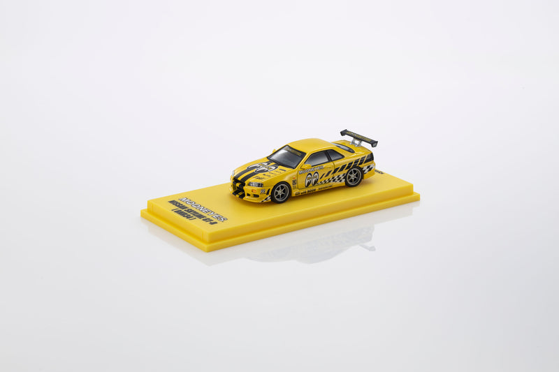 Load image into Gallery viewer, NISSAN SKYLINE GT-R (R34) MOONEYES 2 WITH LED 2026  + MOTN LED BASE SYSTEM BLACK 2025 KYOSHO 1:64
