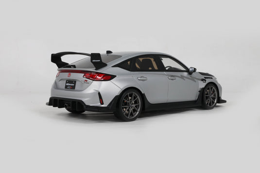 Honda CIVIC TYPE R MUGEN GROUP B MATE SILVER 2024 OTTOmobile 1:18