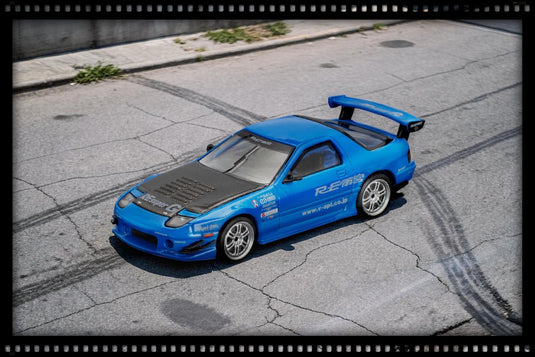 MAZDA RX7 FC3S RE-AMEMIYA RE-AMEMIYA BLAUW POP RACE 1:64