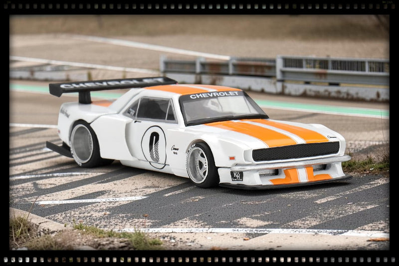 Chargez l'image dans la visionneuse de la galerie, CHEVROLET CAMARO KAIDO WORKS TA V1 1979 MINI GT 1:64
