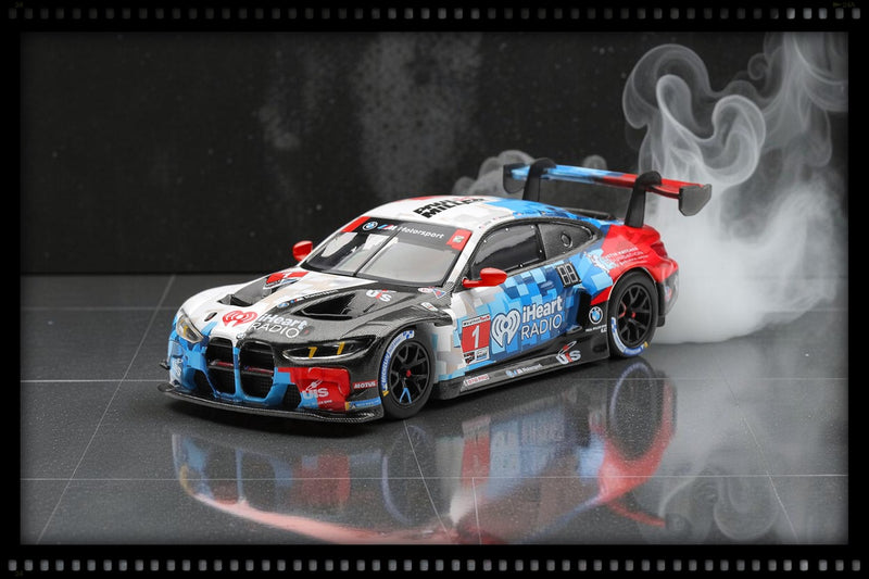 Chargez l'image dans la visionneuse de la galerie, BMW M4 GT3 EVO #1 PAUL MILLER RACING DAYTONA 24 HRS 2025 MINI GT 1:64
