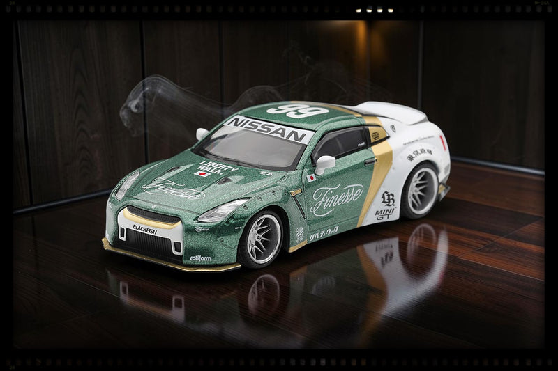 Chargez l'image dans la visionneuse de la galerie, NISSAN GT-R R35 LB WORKS TYPE 1 WITH CUSTOM DUCKTAIL AUTO FINESSE 2025 MINI GT 1:64

