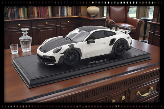 Porsche 911 (992) TECHART GTstreet R White - Limited Edition 64 of 87 pieces - TECHART 1:18