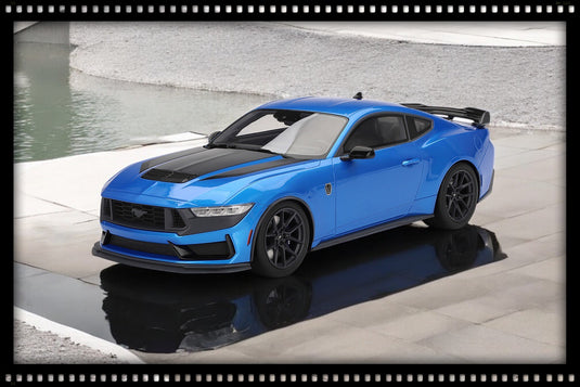 Ford MUSTANG DARK HORSE GRABBER BLUE 2024 TOP SPEED 1:18