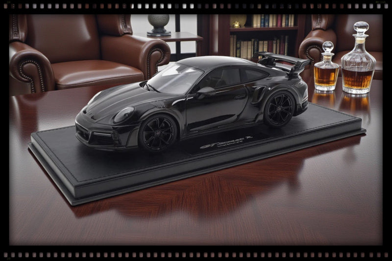 Chargez l'image dans la visionneuse de la galerie, Porsche 911 (992) TECHART GTstreet R Noir - Édition Limitée 21 sur 87 pièces - TECHART 1:18
