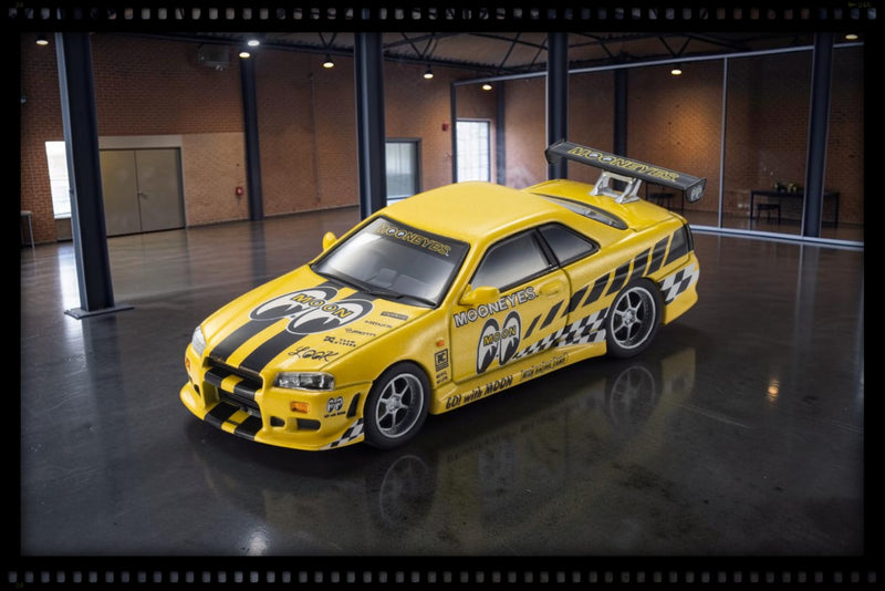 Load image into Gallery viewer, NISSAN SKYLINE GT-R (R34) MOONEYES 2 WITH LED 2026  + MOTN LED BASE SYSTEM BLACK 2025 KYOSHO 1:64
