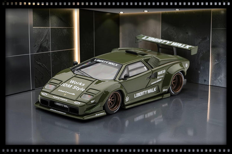 Chargez l'image dans la visionneuse de la galerie, LAMBORGHINI COUNTACH LB★WORKS ARMY VERT 2025 MINI GT 1:64

