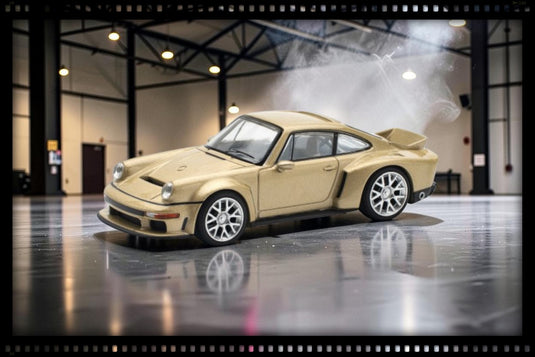 PORSCHE SINGER DLS TURBO (ROAD) GOUD POP RACE 1:64