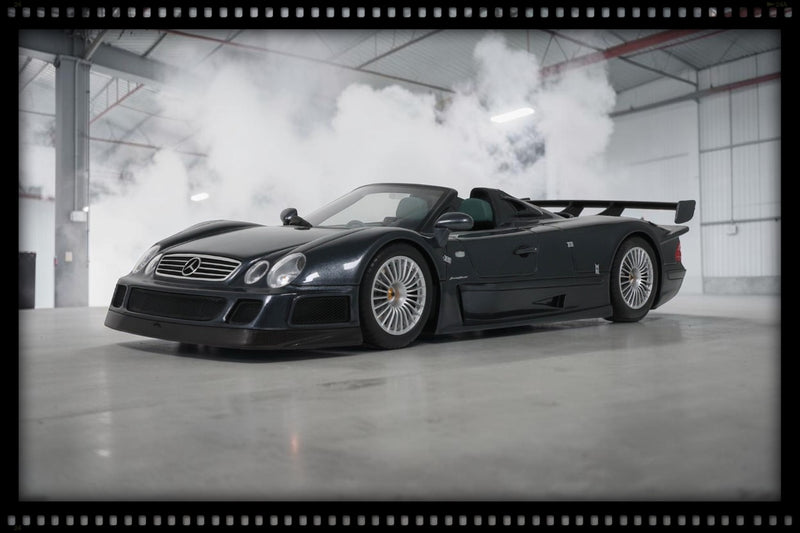 Load image into Gallery viewer, MERCEDES-BENZ CLK- GTR ROADSTER GREY 1999 GT SPIRIT 1:18
