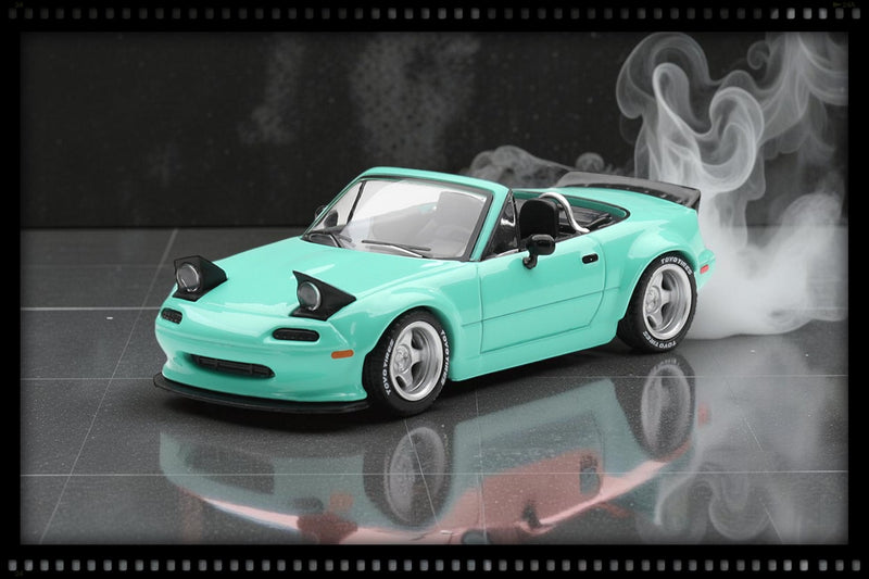 Laad de afbeelding in de Gallery-viewer, MAZDA MX5 (NA) PANDEM BODYKIT MINTGROEN 2026 MINI GT 1:64

