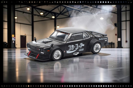 NISSAN SKYLINE GT-R DRIFT (HAKOSUKA) *COCA-COLA ZERO* JP NOIR CHROME POP RACE 1:64