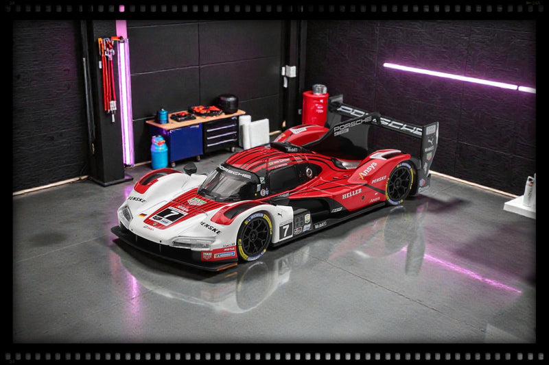 Chargez l'image dans la visionneuse de la galerie, PORSCHE 963 #7 PORSCHE PENSKE MOTORSPORT VAINQUEUR DES 24 HEURES DE DAYTONA 2025 (LHD) MINI GT 1:64
