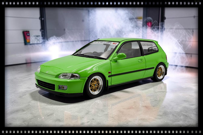 Chargez l'image dans la visionneuse de la galerie, HONDA CIVIC (EG6) SOLIDO WORKS NEON VERT 1991 SOLIDO 1:18
