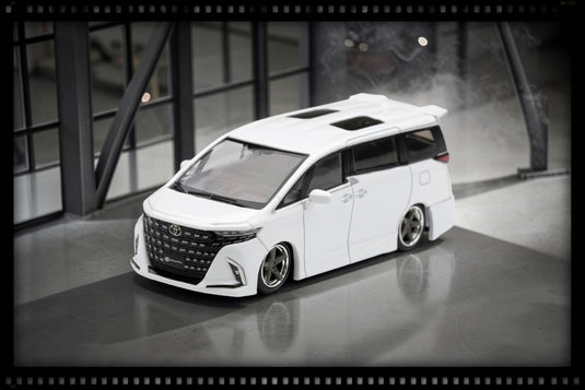TOYOTA ALPHARD 40 KUHL BLANC 2025 MINI GT 1:64