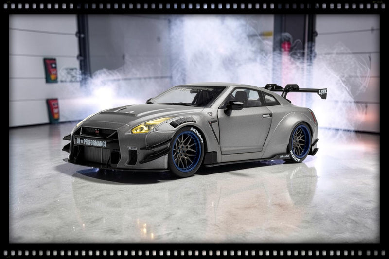 Load image into Gallery viewer, NISSAN GT-R (R35) W/ LIBERTY WALK BODY KIT 2.0 SILVER 2023 SOLIDO 1:18
