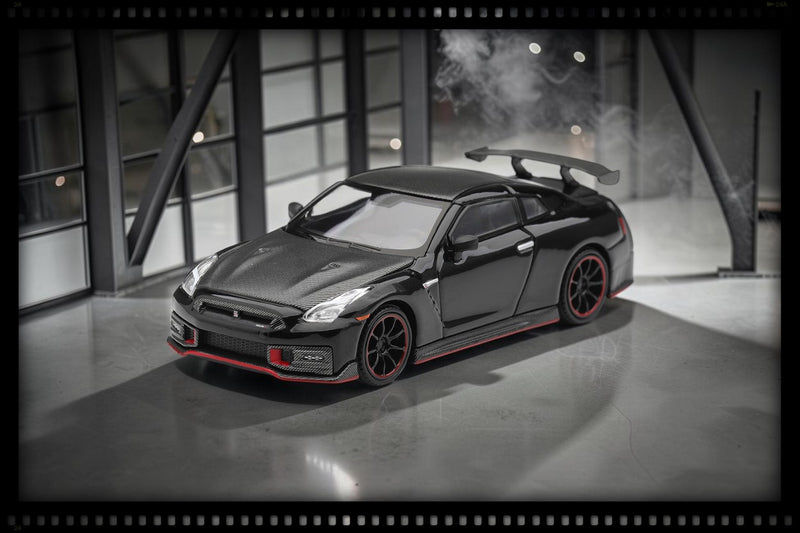 Load image into Gallery viewer, NISSAN GT-R R35 NISMO BLACK 2024 MINI GT 1:64
