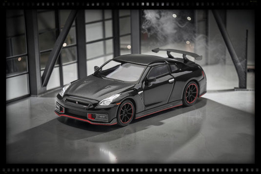 NISSAN GT-R R35 NISMO BLACK 2024 MINI GT 1:64