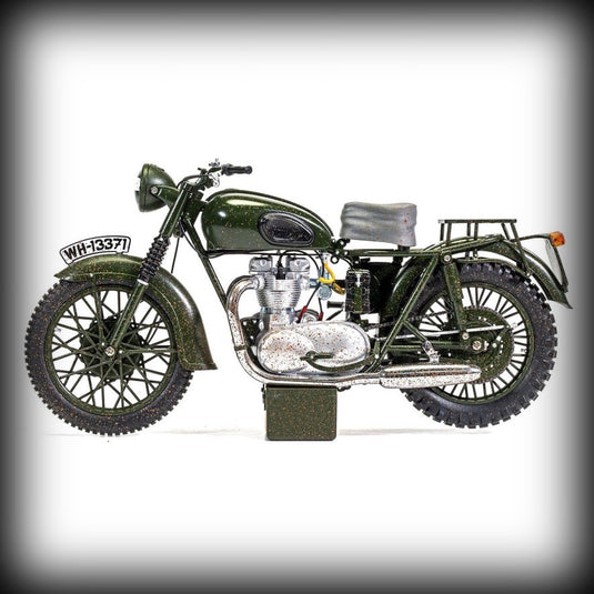 TRIUMPH TR6 TROPHY THE GREAT ESCAPE MOVIE CORGI 1:12