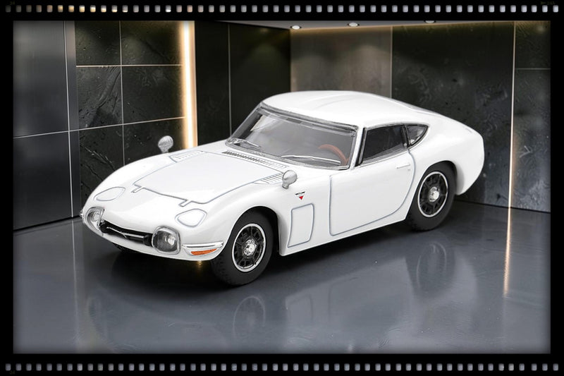 Laad de afbeelding in de Gallery-viewer, TOYOTA 2000GT PEGASUS WIT 1967 MINI GT 1:64
