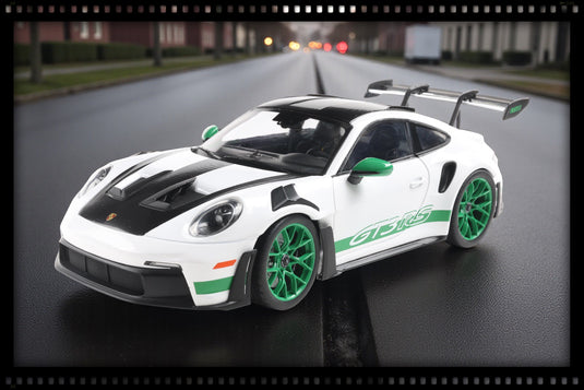 Porsche 911 GT3 RS - TRIBUTE TO CARRERA RS PACKAGE WHITE 2024 SOLIDO 1:18