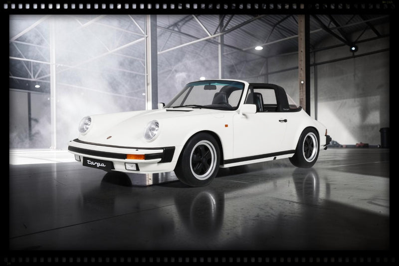 Load image into Gallery viewer, PORSCHE 911 3.2 TARGA GRAND PRIX WHITE 1984 GT SPIRIT 1:8
