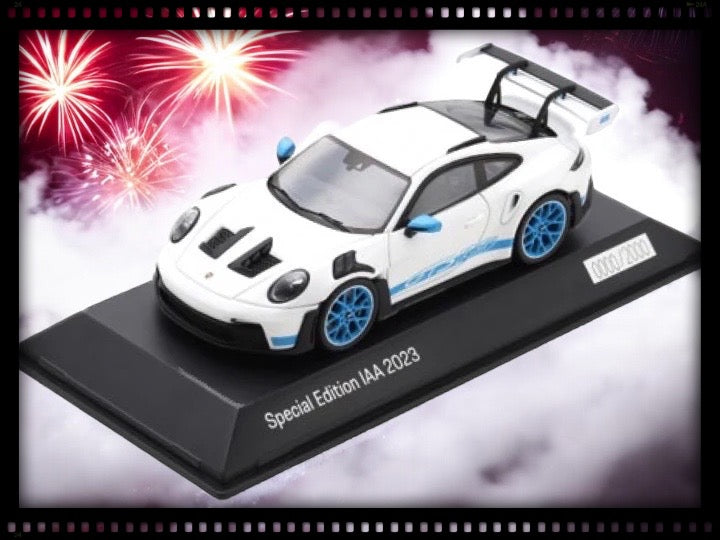 Load image into Gallery viewer, Porsche 911 GT3 RS (992) IAA SPECIAL MODEL 2023 White/Blue - LIMITED EDITION 2000 pieces - PORSCHE DEALERMODEL 1:43

