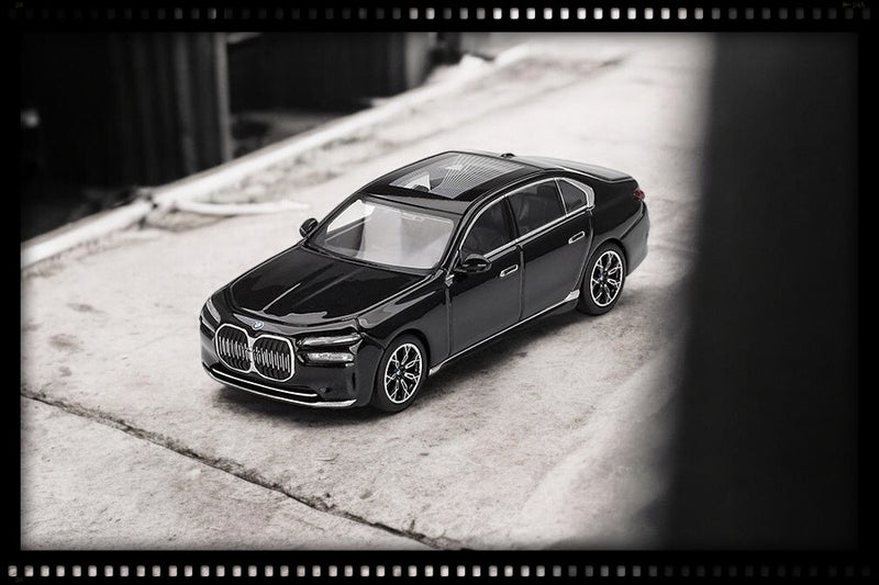 Load image into Gallery viewer, Bmw I7 EDRIVE50 BLACK SAPPHIRE BMW I7 EDRIVE50 BLACK SAPPHIRE 2024 (LHD) MINI GT 1:64
