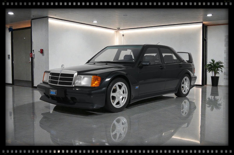 Load image into Gallery viewer, MERCEDES-BENZ 190 EVOLUTION II BLUE/BLACK METALLIC 1990 GT SPIRIT 1:8
