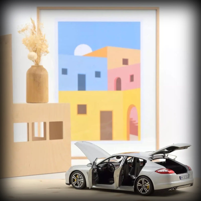 Load image into Gallery viewer, Porsche Panamera Turbo 2009 NOREV 1:18
