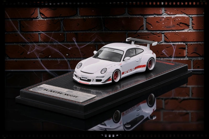 Chargez l'image dans la visionneuse de la galerie, PORSCHE RWB 997 GT3 BLANC IGNITION MODEL 1:64
