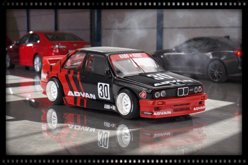Load image into Gallery viewer, Bmw M3 (E30) KAIDO WORKS ADVAN 2025 MINI GT 1:64
