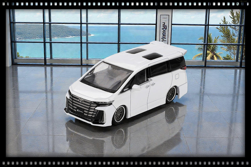 Chargez l'image dans la visionneuse de la galerie, Toyota VELLFIRE 40 2025 (LHD) MINI GT 1:64
