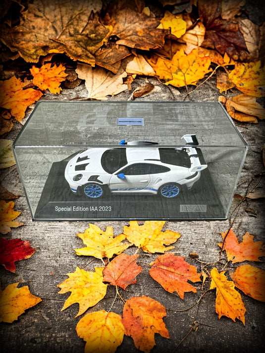 Porsche 911 GT3 RS (992) IAA SPECIAL MODEL 2023 White/Blue - LIMITED EDITION 2000 pieces - PORSCHE DEALERMODEL 1:43