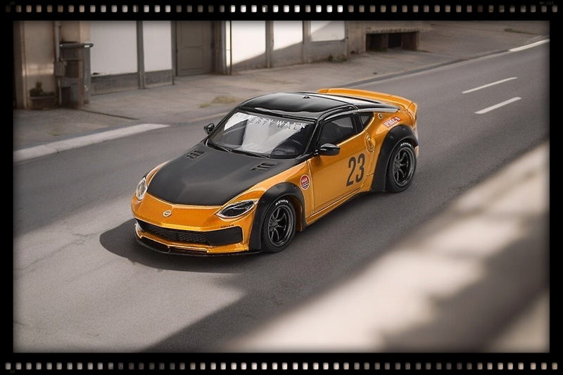Load image into Gallery viewer, Nissan 400Z LB NATION WORKS GOLD 2024 (RHD) MINI GT 1:64
