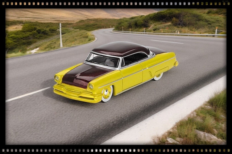 Load image into Gallery viewer, LINCOLN CAPRI HOT ROD LIME YELLOW 1954 MINI GT 1:64
