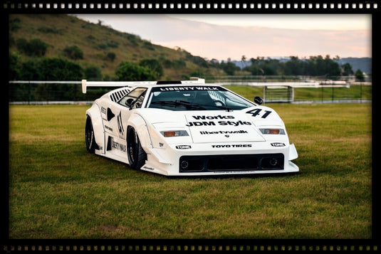 Lamborghini LB-WORKS COUNTACH WHITE 2023 GT SPIRIT 1:18