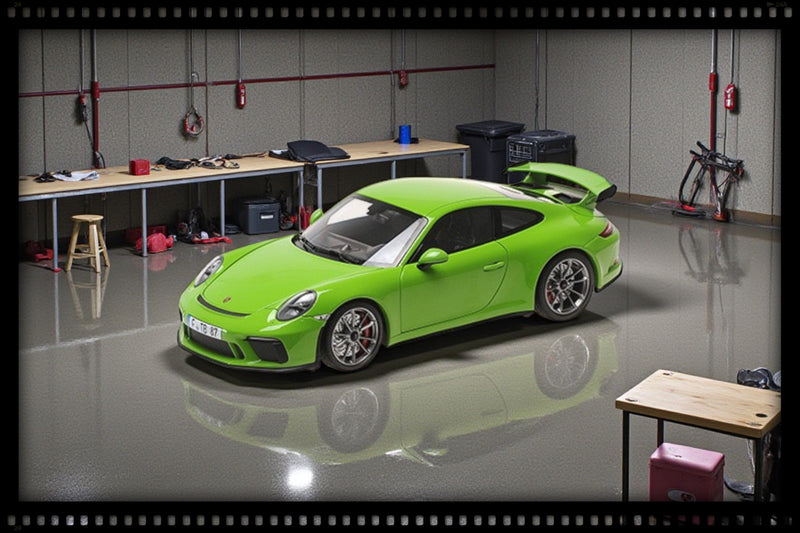 Chargez l'image dans la visionneuse de la galerie, PORSCHE 911 (991) GT3 2018 SHMEE 150 VERT MINICHAMPS 1:18
