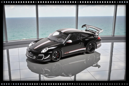 Porsche 911 GT3 RS 4.0 2011 Black MINICHAMPS 1:18