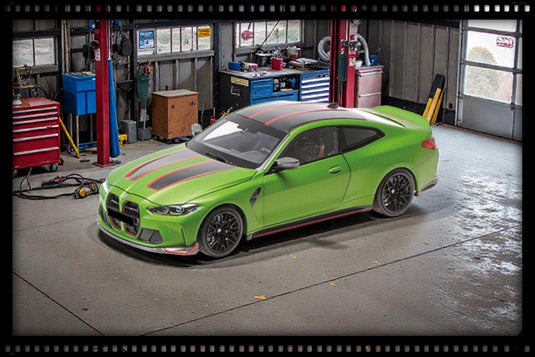 Bmw M4 CSL 2022 MATT GREEN MINICHAMPS 1:18