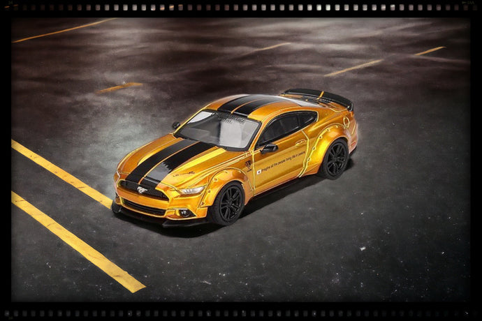 Ford MUSTANG LB-WORKS LB GOLD 2017 (LHD) MINI GT 1:64