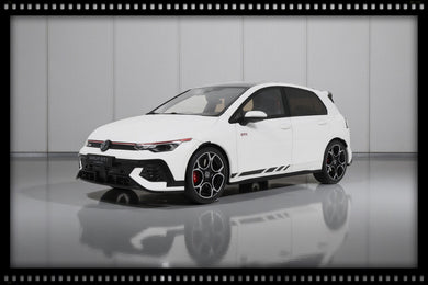 Volkswagen GOLF Mk.8 GTI CLUBSPORT PURE WHITE 2024 OTTOmobile 1:18