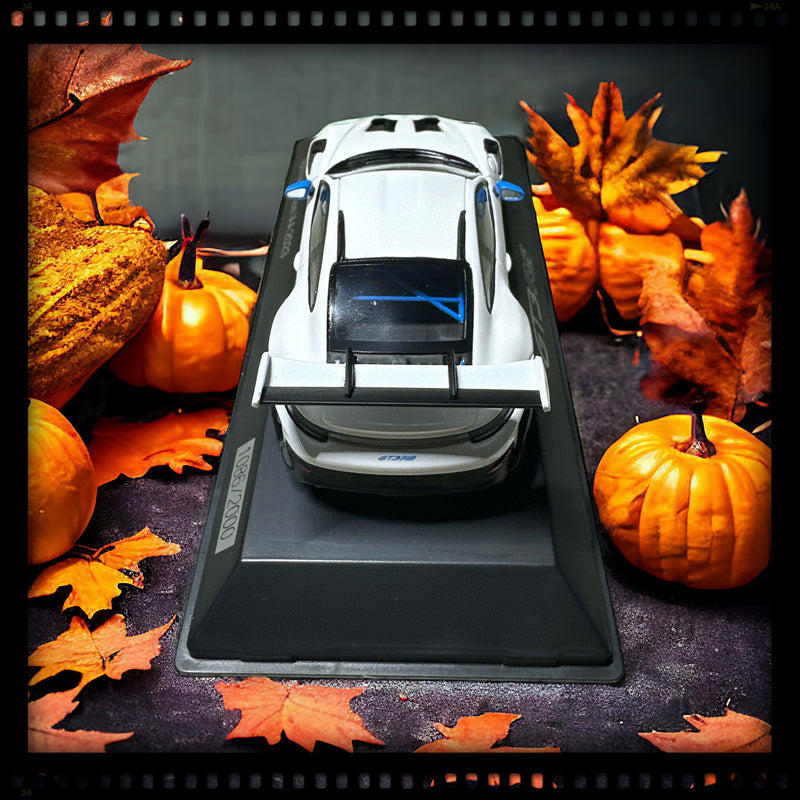Load image into Gallery viewer, Porsche 911 GT3 RS (992) IAA SPECIAL MODEL 2023 White/Blue - LIMITED EDITION 2000 pieces - PORSCHE DEALERMODEL 1:43
