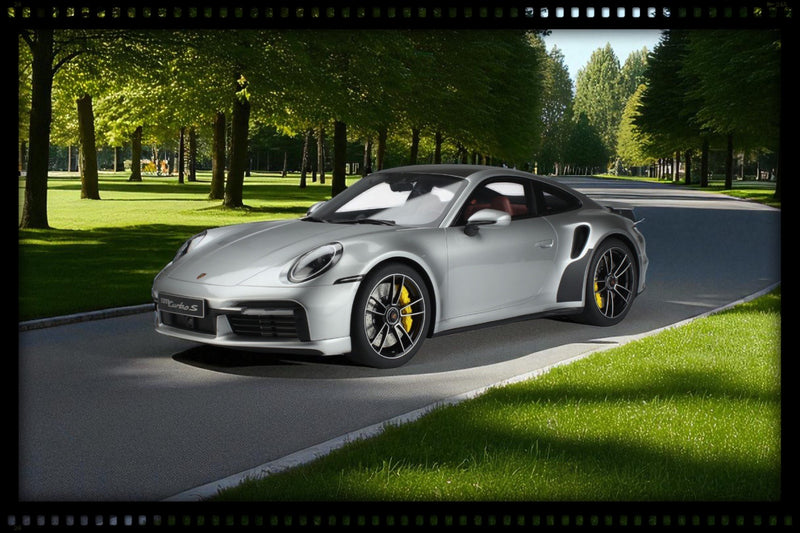 Load image into Gallery viewer, Porsche 911 [992.1] TURBO S SILVER 2020 GT SPIRIT 1:8
