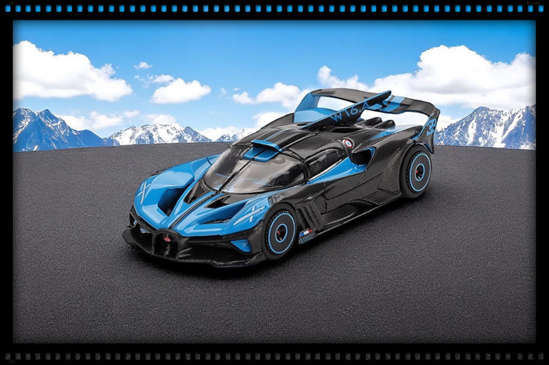 Load image into Gallery viewer, Bugatti BOLIDE PRESENTATION BLACK AND BLUE 2024 (LHD) MINI GT 1:64
